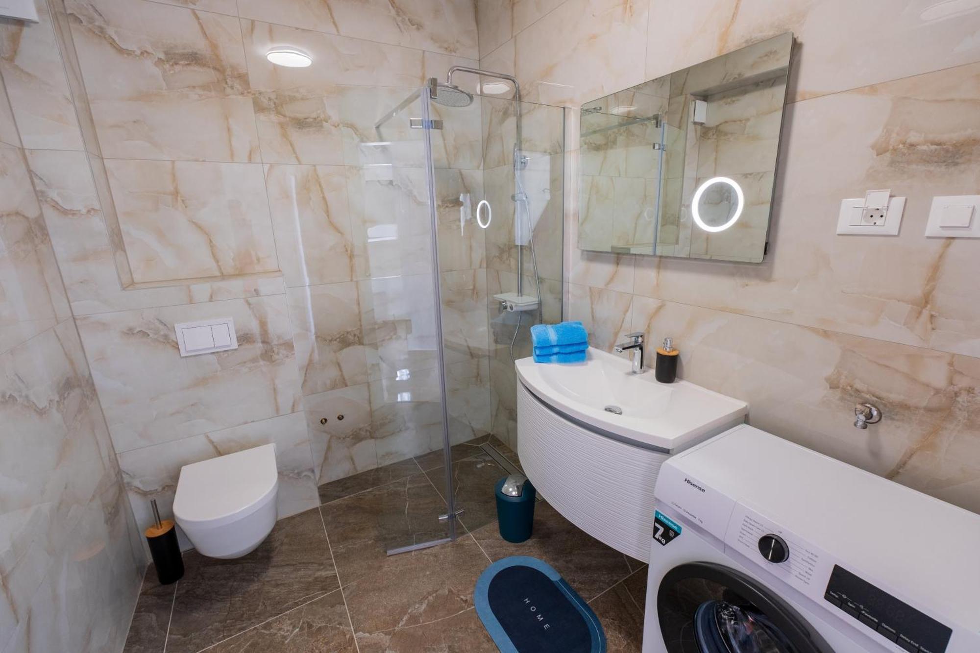 Three-Bedroom Premium Holiday Home Atmosfera With Private Pool&Sauna Βόντιτσε Εξωτερικό φωτογραφία
