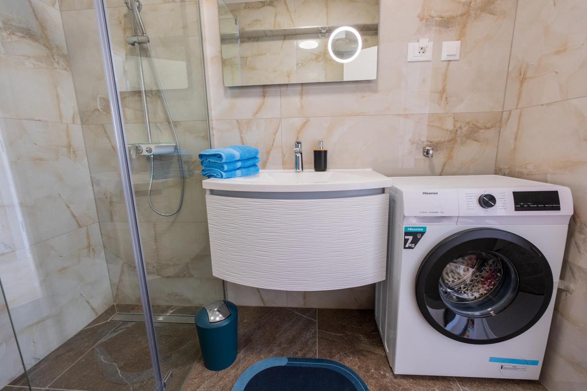 Three-Bedroom Premium Holiday Home Atmosfera With Private Pool&Sauna Βόντιτσε Εξωτερικό φωτογραφία