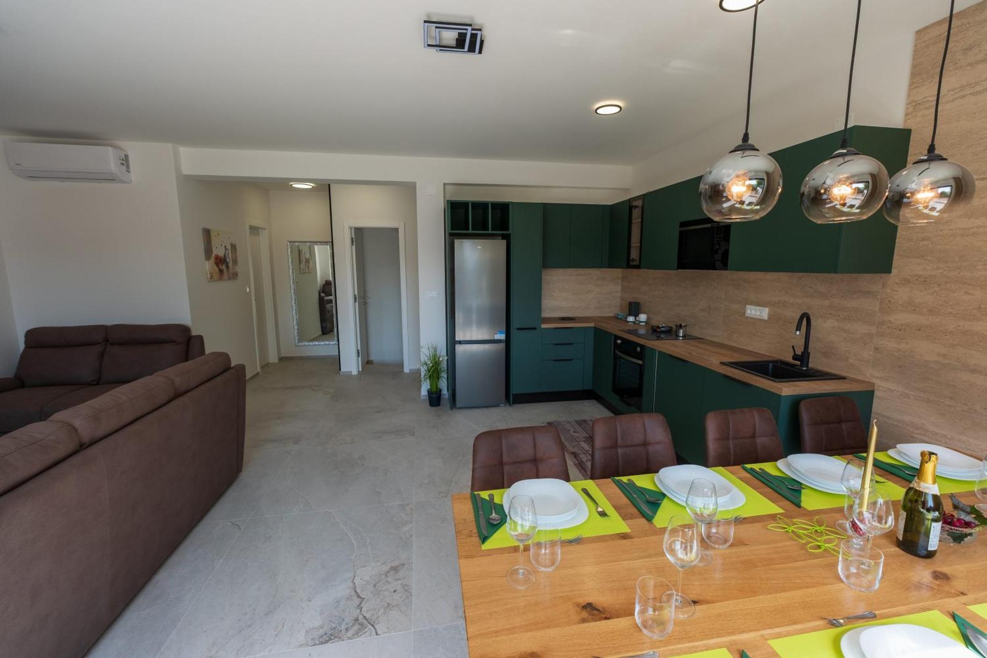 Three-Bedroom Premium Holiday Home Atmosfera With Private Pool&Sauna Βόντιτσε Εξωτερικό φωτογραφία