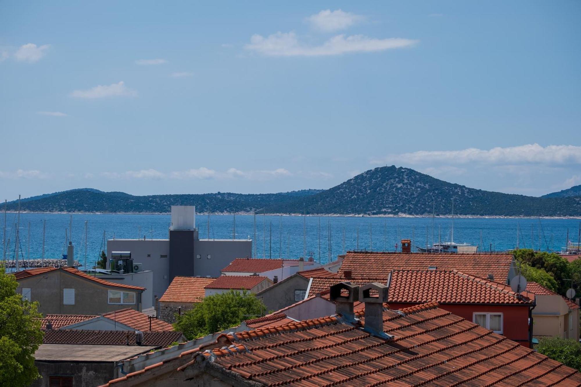 Three-Bedroom Premium Holiday Home Atmosfera With Private Pool&Sauna Βόντιτσε Εξωτερικό φωτογραφία