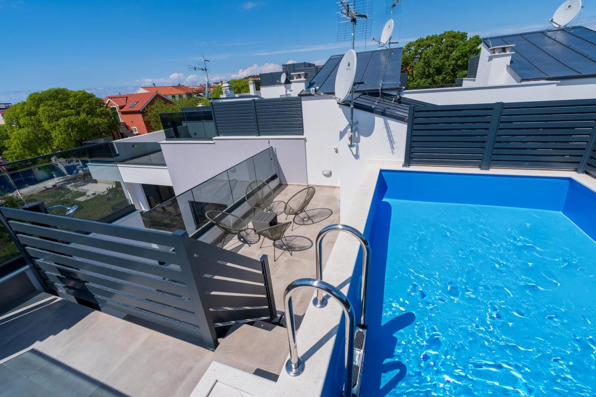 Three-Bedroom Premium Holiday Home Atmosfera With Private Pool&Sauna Βόντιτσε Εξωτερικό φωτογραφία