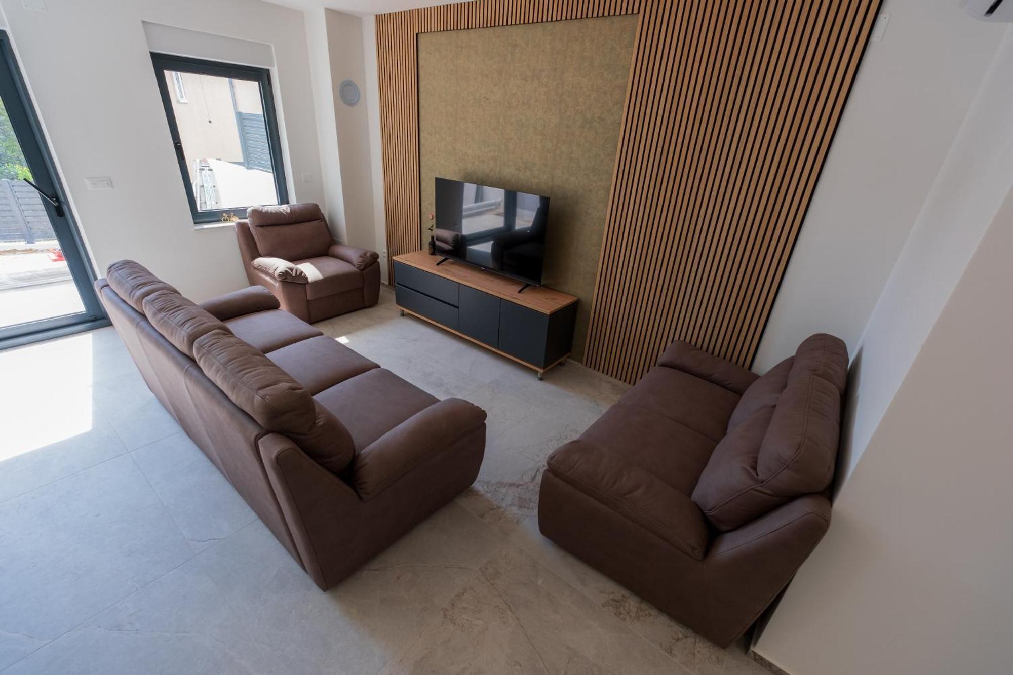 Three-Bedroom Premium Holiday Home Atmosfera With Private Pool&Sauna Βόντιτσε Εξωτερικό φωτογραφία